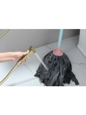 Смеситель Ganzer GZ01157 матовое золото интерьер 11