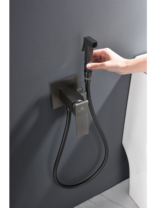 Смеситель Ganzer GZ051577-Q оружейная сталь 12