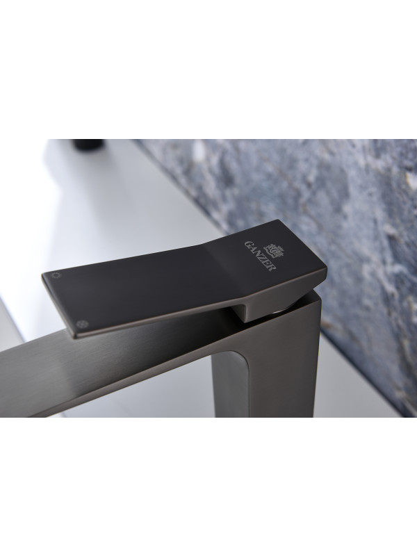 Смеситель Ganzer GZ05112-Q оружейная сталь 6