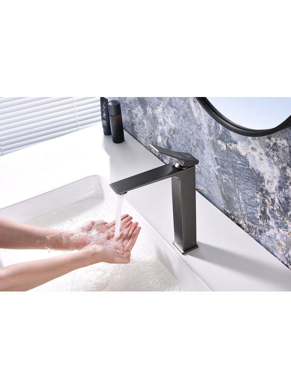 Смеситель Ganzer GZ05112-Q оружейная сталь 12