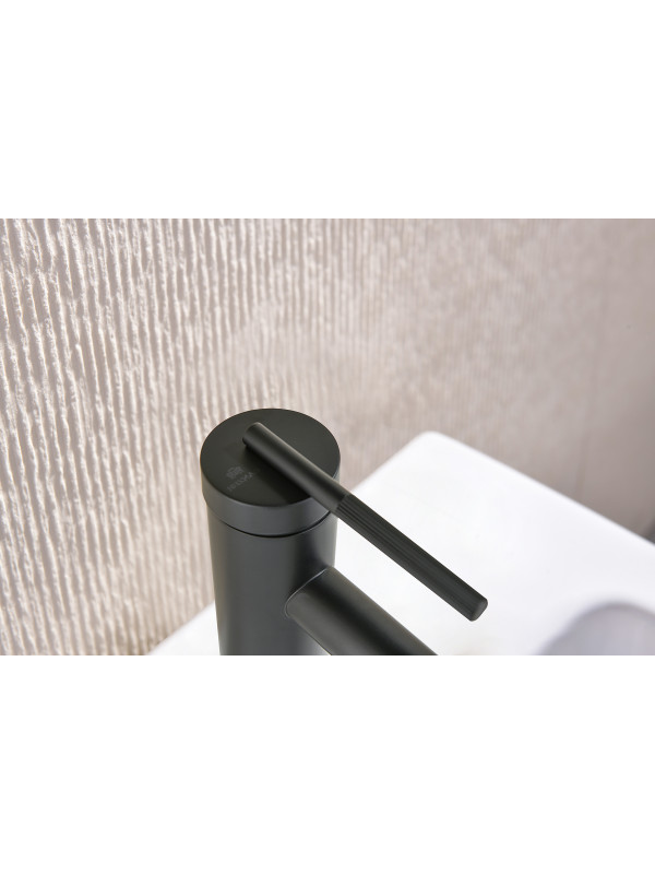 Смеситель Ganzer GZ19151-Q оружейная сталь 5