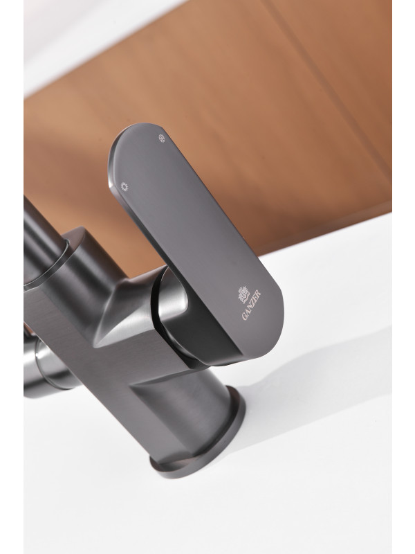 Смеситель Ganzer GZ06127-Q оружейная сталь 3