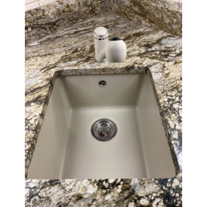 Кухонная мойка Aquasanita Arca SQA 101 111 W Silica - в интерьере