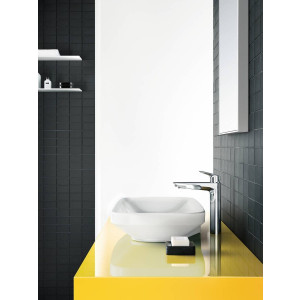 Смеситель Hansgrohe Logis 71091000 вид сбоку