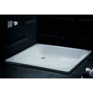 Душевой поддон BLB Universal 80x80 в интерьере
