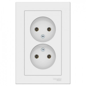 Розетка Schneider Electric Atlas Design ATN000120 белый вид спереди