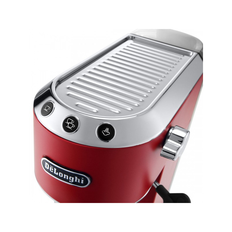 Подогрев чашек в кофеварке DeLonghi Dedica Style EC 685.R