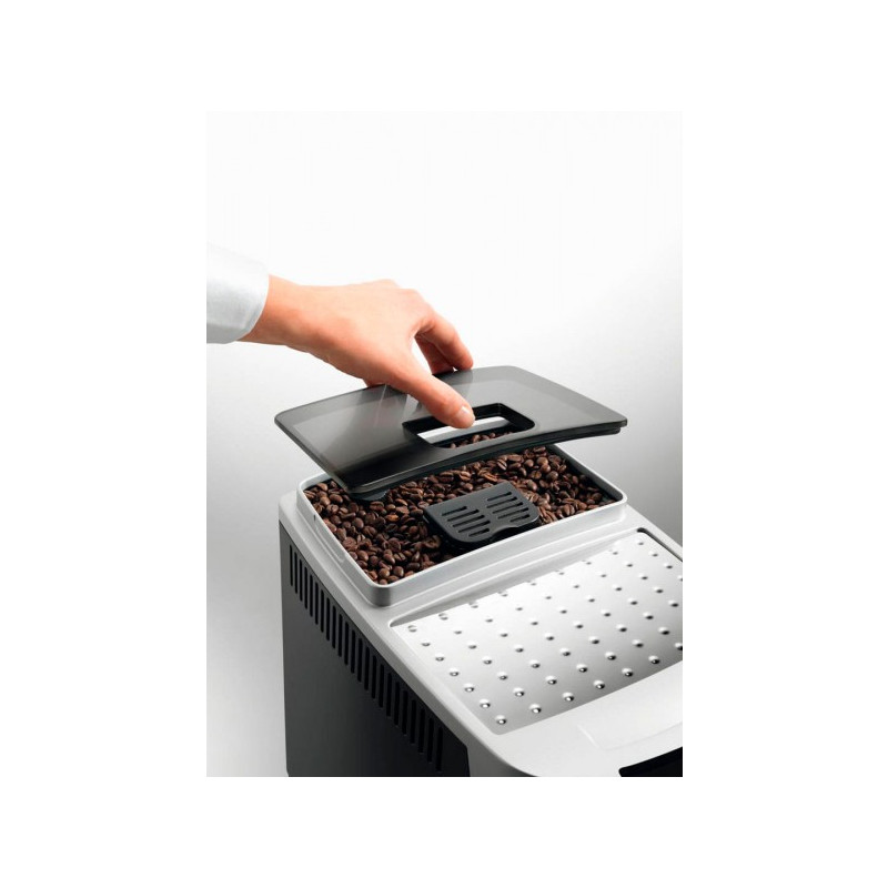 Отсек для зёрен в кофемашине DeLonghi Magnifica S ECAM22.110.SB