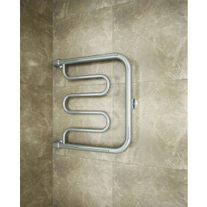 Полотенцесушитель Terminus Фокстрот 32 600х500 с полочкой на стене