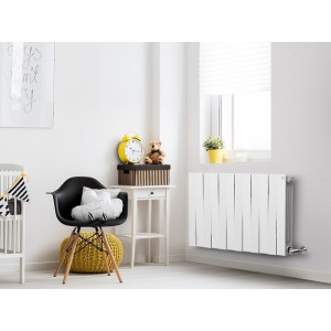 Радиатор биметаллический Royal Thermo Pianoforte 500 Bianco Traffico (6 секций) в интерьере